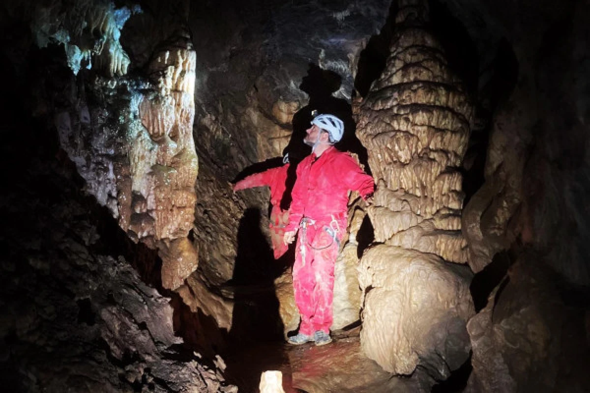 Spéléologie - Grotte de la Mescla - Expérience Côte d'Azur