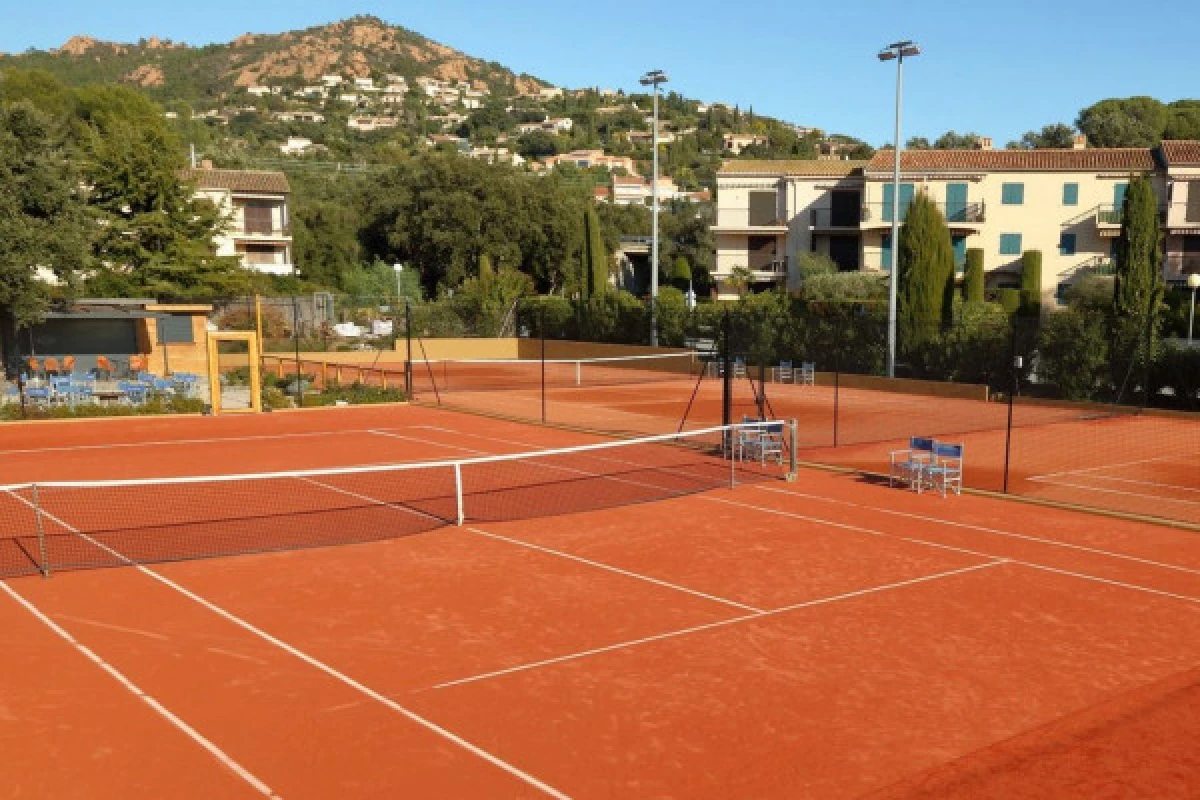 Stage de tennis - Agay - Expérience Côte d'Azur