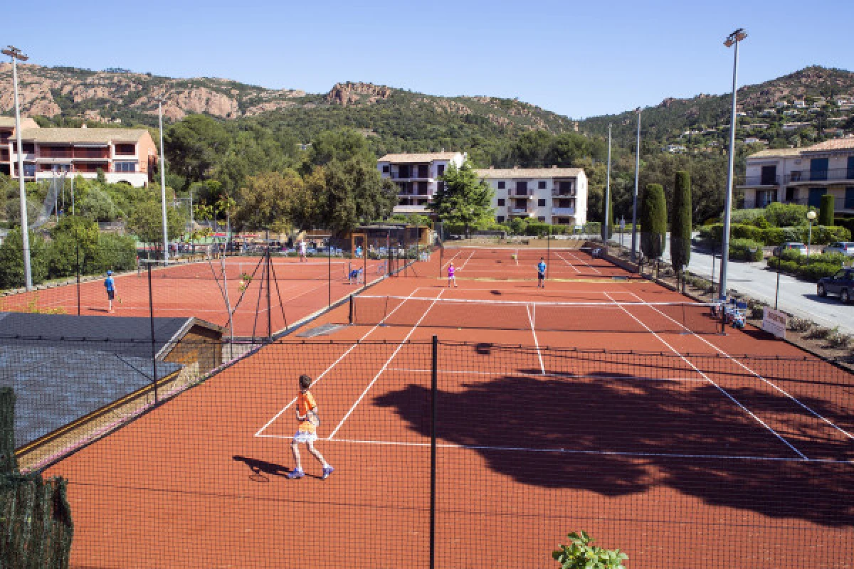 Stage de tennis - Agay - Expérience Côte d'Azur